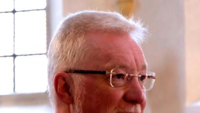 Bild: le
Pfarrer Wilfried Römischer ehrt den Buß- und Bettag und feiert mit den Gläubigen Gottesdienst. Gottesdienst