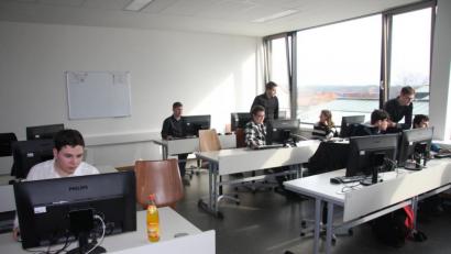 Archivbild: wro
Der Tag der offenen Tür am BSZ ist stets ein guter Anlass, um sich über das Ausbildungsangebot am IT-Campus zu informieren. In diesem Jahr findet die Veranstaltung im Internet statt.