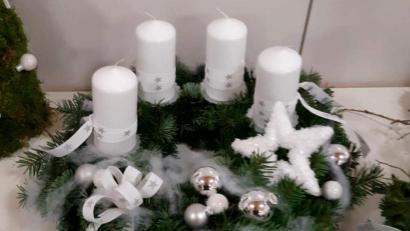 Bild: fsb
So könnte der fertige Adventskranz aussehen.