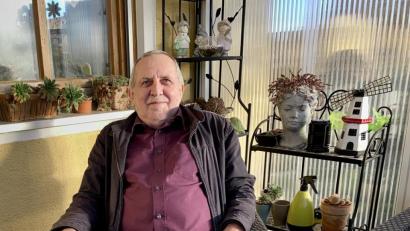 Bild: Eichl
Sein Eckerl auf der Terrasse: Alfons Sier kann den freien Blick bis nach Leuchtenberg in Zukunft so oft genießen, wie er mag. Der Geschäftsleiter der Stadt ist im Ruhestand.