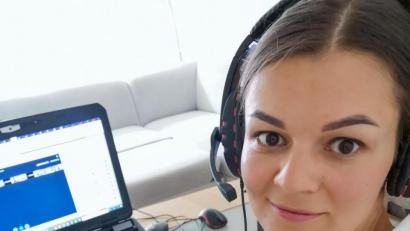 Bild: Yankovich/exb
Alena Yankovich, Studentin Internationales Technologiemanagement, besucht die Messe bestens vorbereitet.