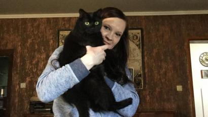 Bild: sei
Nadine Hummel kümmert sich mit der Katzenhilfe Kaltenbrunn um ausgesetzte Katzen oder Tiere aus schlechter Haltung. Sie entwurmt sie, lässt sie kastrieren und päppelt sie wieder auf. Wenn sie zutraulich sind, werden sie an Katzenliebhaber vermittelt.