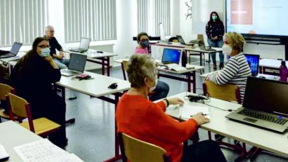 Bild: njn
Mit Abstand und Mund-Nase-Schutz absolvierten die Lehrer des Berufsbildungszentrums ihren Fortbildungstag.