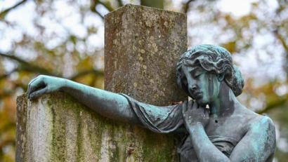 Bild: Patrick Pleul/dpa
Moosbach trauert um Franziska Hierold.