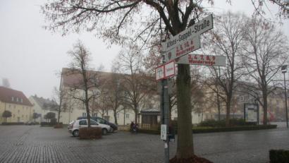 Bild: wro
Einstimmig befürwortete der Marktrat die Erneuerung und Umstrukturierung der Wanderwegetafeln. Die Maßnahme wird vom Naturpark Steinwald gefördert.