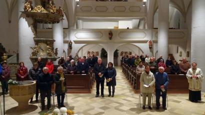 Bild: mma
In einem festlichen Gottesdienst feiern die Hahnbacher Paare ihr Ehejubiläum.