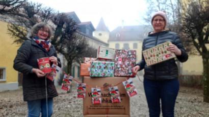 Bild: njn
Leiterin Katrin Feil (rechts) und ihre Stellvertreterin Erika Häupler freuen sich schon auf das nächste „Packjahr“ - hoffentlich ohne Corona-Beschränkungen.
