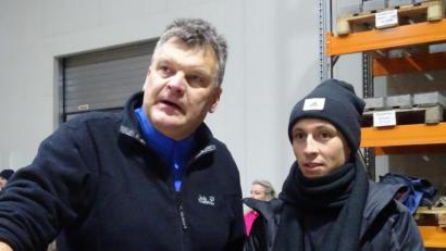 Archivbild: Houschka
Es geht wieder los: Initiator Uli Bauriedl (links) und Olympiasieger Eric Frenzel, der die Trucker-Aktion bisher unterstützt hat , verschaffen sich einen Überblick. Das Bild wurde vergangenen Jahr aufgenommen.