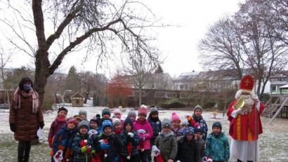 Bild: Irmi Schmidt/exb
Nikolausbesuch im Kinderhaus.