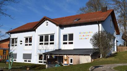 Bild: bnr
Die Benutzung des Kindergartens St. Andreas wurde neu geregelt. Im Frühjahr wird die Kindertageseinrichtung mit neuen Spielgeräten aufgewertet.