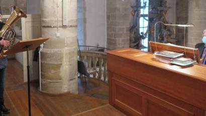 Bild: jzk
Elena Rodler mit dem Tenorhorn und Josef Zaglmann an der Orgel spielten am zweiten Adventssonntag in der Stadtpfarrkirche.