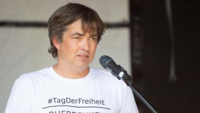 Bild: Sebastian Gollnow/dpa
"Querdenken"-Initiator Michael Ballweg.