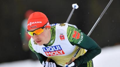 Bild: Hendrik Schmidt/dpa
Eric Frenzel auf der gewalzten Piste. Aber auch zu Hause ist er gefragt.