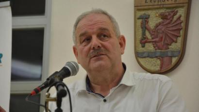 Bild: jr
Bürgermeister Johann Burger lobte die gute Zusammenarbeit im Gemeinderat quer durch beide Fraktionen.