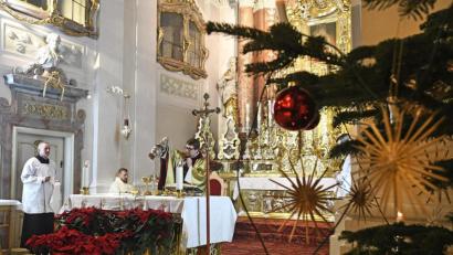Archivbild: Petra Hartl
Auch für die Christmette in der Amberger Bergkirche gelten heuer Corona-Vorschriften.