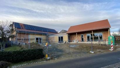 Bild: Eichl
Es geht voran mit der Kulturscheune. Immerhin geht es nun schon um die Beleuchtung und die Beschallung.