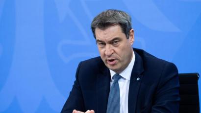 Bild: Bernd von Jutrczenka/dpa-Pool/dpa
Der bayerische Ministerpräsident Markus Söder hat gemeinsam mit seinen Länderkollegen und Bundeskanzlerin Angela Merkel verschärfte Corona-Auflagen beschlossen.