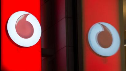 Symbolbild: Rainer Jensen
Auch am Donnerstag noch berichten Vodafone-Kunden aus dem Landkreis von Beeinträchtigungen. Diesmal seien allerdings Internet und Festnetz betroffen.
