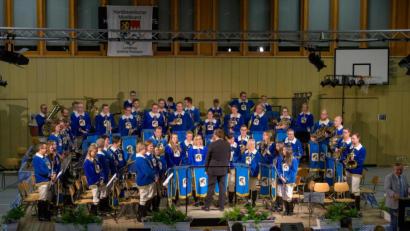 Archivbild: u
Seit 1982 zählt es zu den absoluten Top-Veranstaltungen des Hirschauer Kulturlebens – das Osterkonzert des Musikzugs. Das Corona-Virus erzwang heuer dessen Absage. Dirigent Wolfgang Vögele und sein Orchester hoffen darauf, dem Publikum am Ostersonntag 2021 in der Schulturnhalle wieder ein anspruchsvolles Programm präsentieren zu können.