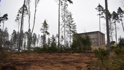 Bild: szl
Die Ziegler-Group plant im Gewerbegebiet Betzenmühle eine zweite Erweiterung westlich des neuen Verwaltungsgebäudes. Die Firmengruppe möchte zwei zusätzliche Büromodule mit Außenanlagen neu bauen.