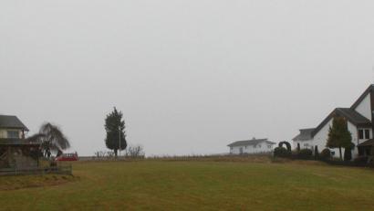Bild: tok
Am Kahhofweg könnten Reihenhäuser gebaut werden. Der Gemeinderat will aber erst noch einmal über das Projekt nachdenken und Informationen einholen, bevor entschieden wird.