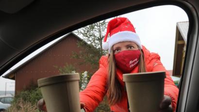 Bild: Wolfgang Steinbacher
Die 
Firma Biller veranstaltete in Schnaittenbach einen Drive-in-Weihnachtsmarkt. Damit ist nun vorerst Schluss.