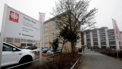 Bild: Stephan Huber
Im Altenheim St. Barbara in Sulzbach-Rosenberg arbeiten zwölf Soldaten als „helfende Hände“.