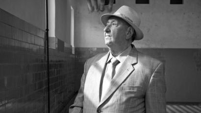 Bild: Stefan Hanke
Josef Jakubowicz, ein polnisch-deutscher Holocausüberlebender, 2011 in Flossenbürg. Er verstarb 2013.