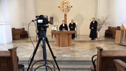 Bild: eik
Gottesdienst per Video-Übertragung im Internet: In der Paulanerkirche gab es das heuer wegen der Corona-Pandemie erstmals zu Ostern – und jetzt zu Weihnachten auch wieder.