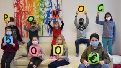 Bild: Kepler-Gymnasium
Die Schüler des Kepler-Gymnasiums spenden wegen Corona statt Weihnachtspäckchen Geld für die "Aktion Pomoc".