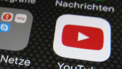 Bild: Franz-Peter Tschauner/dpa
Ein Livestream auf Youtube hat in Regensburg zu zwei Polizeieinsätzen geführt.