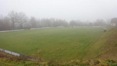 Bild: e
Auf dem Sportgelände des TuS Schnaittenbach soll eine neue Beregnungsanlage eingebaut werden. Der Stadtrat gewährt dafür einen Zuschuss.
