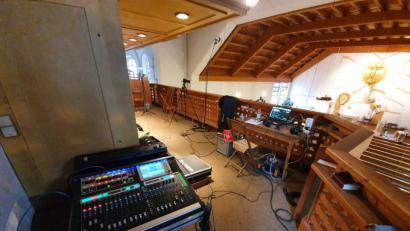 Bild: fvo
"Die Technik steht" für den Livestream der KLJB Waldthurn an Weihnachten, Silvester und Dreikönig.