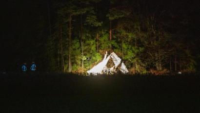 Bild: Vifogra/dpa
Ein 28-jähriger Pilot ist in der Nähe von Pegnitz (Landkreis Bayreuth) mit seinem Kleinflugzeug abgestürzt und gestorben.