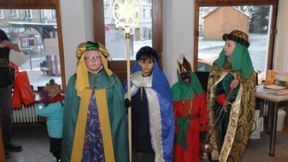 Bild: Winter, Elfriede
Die Sternsinger können dieses Mal zu den Menschen in die Häuser der Stadt kommen, aber die Pfarrei St. Marien hat sich eine Alternative einfallen lassen.