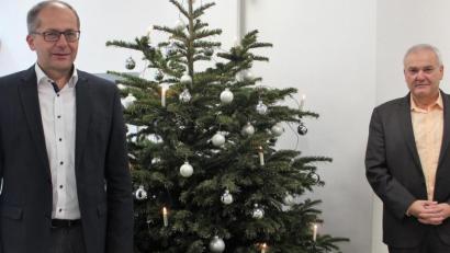 Bild: stg
Bürgermeister Roman Schäffler (links) ist neuer Vorsitzender des Wasserzweckverbandes Kemnath-West, zu seinem Stellvertreter wurde der Kulmainer Bürgermeier Günther Kopp gewählt.
