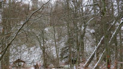 Bild: ow
Der Rauhe Kulm ist nach wie vor für Wanderer gesperrt. Spuren im Schnee zeigen aber, dass sich nicht jeder daran zu halten scheint.