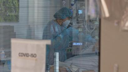 Bild: Henning Kaiser
Die deutschen Gesundheitsämter haben dem Robert Koch-Institut (RKI) 32.552 Corona-Neuinfektionen binnen 24 Stunden gemeldet.