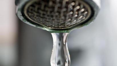 Symbolbild:  Patrick Pleul/dpa
Um die Wasserversorgung ging es im Immenreuther Gemeinderat.