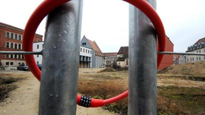 Bild: Stephan Huber
Noch ist das Bürgerspital-Areal für eine mögliche Bebauung gesperrt. Jetzt muss zunächst einmal der alte Bebauungsplan außer Kraft und ein neuer aufgestellt werden, bevor die Bagger rollen können.