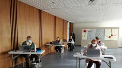 Bild: Christa Weny
Die Schulung zu digitalen Anwendung wurde von den Alltagsbegleiterinnen der AOVE gerne in Anspruch genommen.
