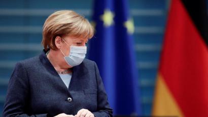 Bild: Hannibal Hanschke
Bundeskanzlerin Angela Merkel (CDU) will mit den Regierungschefs der Länder über den weiteren Verlauf des Lockdowns sprechen. Der Termin für die Besprechung ist am 5. Januar.