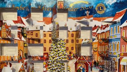 Bild: Andreas Ascherl
Ein bisschen traurig schaut er ja schon aus, der leere Amberger Adventskalender für das Jahr 2020. Wer einen der Preise gewonnen hat, sollte ihn aber trotzdem unbedingt aufheben.