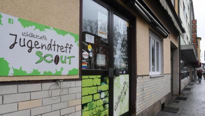 Archivbild: Gabi Schönberger
Das Aus für das Weidener Schülercafé Scout wurde nichtöffentlich in einer Stadtratssitzung beschlossen. Mit der Entscheidung ist etwa Maria Seggewiß nicht einverstanden - und verfasste einen Brief an die Stadträte.