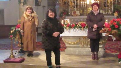 Bild: jzk
Chorleiter Josef Zaglmann (links) war sehr zufrieden mit den Kammerchor-Sängerinnen Elisabeth Daschner, Rita Krapf, Liane Preininger und Ursula Dadder (von rechts).