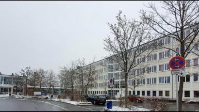 Bild: Josef Wieder
Die Europaberufsschule in Weiden müsste mit ihren gewerblichen Zweig rund 800 Schüler abgeben.