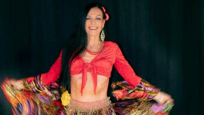 Bild: Peter Klein/exb
Bauchtänzerin Melanie Tilch aus Plauen - fotografiert von Peter Klein.