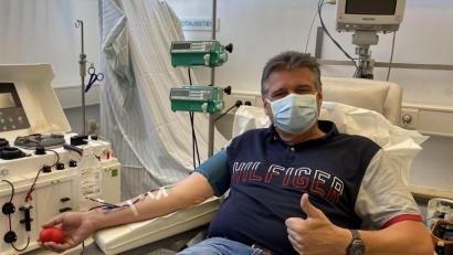Bild: exb
Thomas Kraheberger aus Kümmersbruck spendete drei Mal Blutplasma an der Uniklinik Erlangen. Sein Körper hatte Antikörper gegen das Coronavirus gebildet.