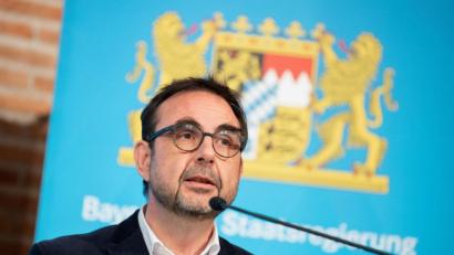 Archivbild: Matthias Balk/dpa
Klaus Holetschek (CSU), Gesundheitsminister von Bayern.