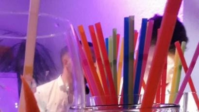 Bild: szl
Tagelang durchfeiern gleicht heute eher einem Leidensweg, findet unsere Kollegin.